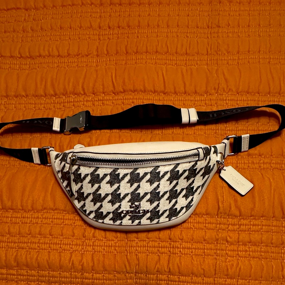 Warren Mini Belt Bag With Houndstooth Prin